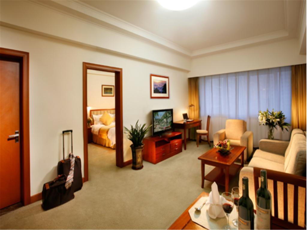 Kerren Hotel Dalian Bagian luar foto
